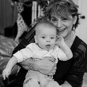 Joyce Elven's photo