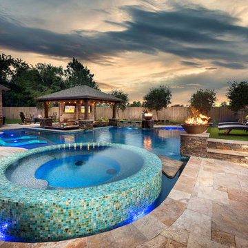 Custom Freeform pool design