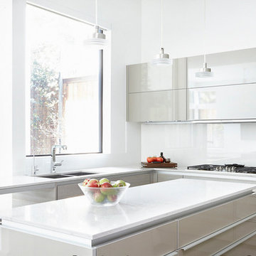 River Oaks- Award winning Poggenpohl kitchen, bar and baths