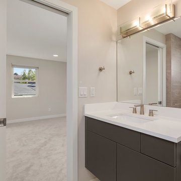 Modern Downtown Condo