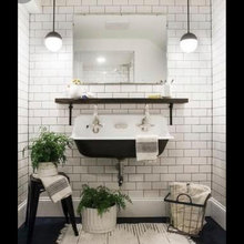 Pool Changing Room/bath
