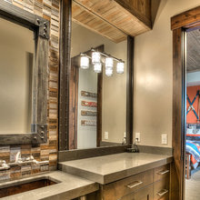 1379 Rozella Bathrooms