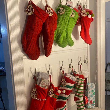 DIY Board & Batten Entryway with Hooks