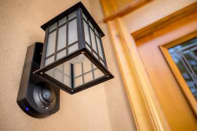 Kuna Home Security Light