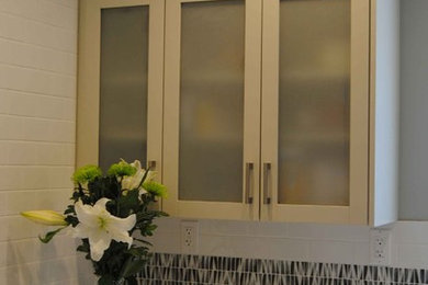 Example of a trendy kitchen design in Vancouver