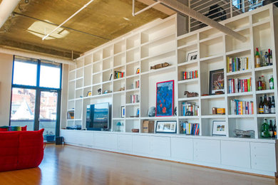 Example of a living room design in DC Metro with a media wall