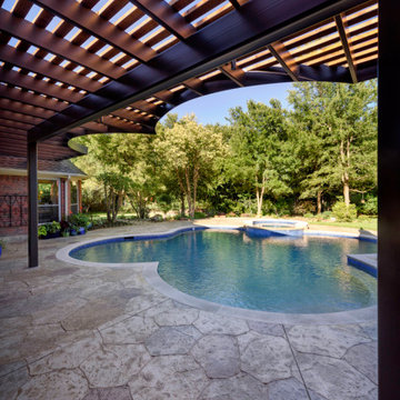 Arbor mirroring Pool