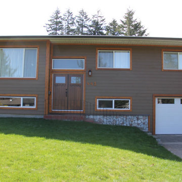 Stewart Ave Comox - Hardie Plank Siding Doors Windows
