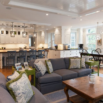 Addition to majestic 1914 colonial home