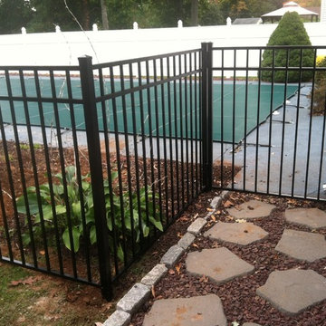 Wallingford | Aluminum Pool Fence