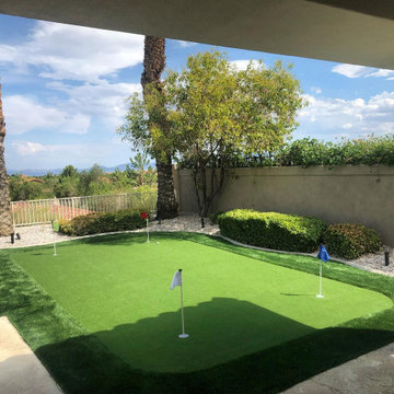 Putting Green(s)