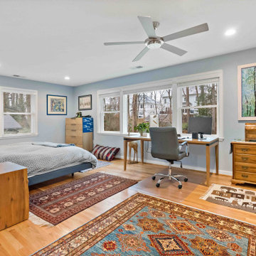 Lovely & Bright Vienna Master Suite & Screened Porch Addition