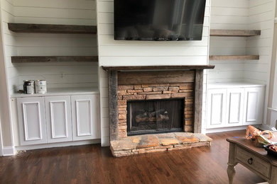 Example of a mountain style living room design in Atlanta