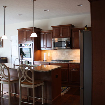 KraftMaid, Belmont, Maple, Chestnut - New Construction Kitchen