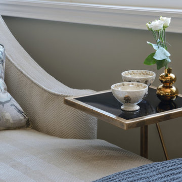 Transitional Style Decor: Bedroom