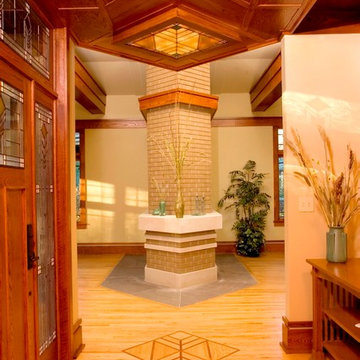 Frank Lloyd Wright prairie style home
