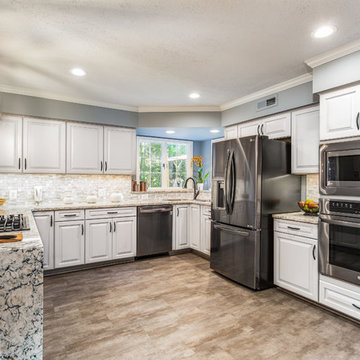 Woodbridge, VA Kitchen & Powder Bath Remodel 2019