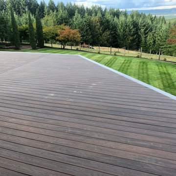 Two-Tone Trex Deck