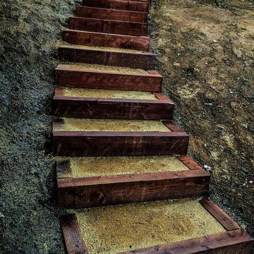 GARDEN TIMBER STAIRS