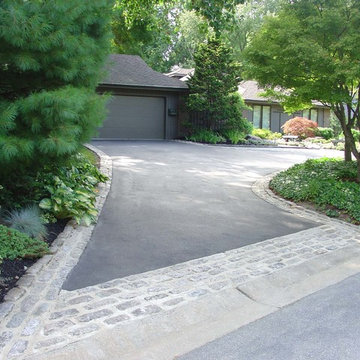 Asphalt Driveway with Mud Apron