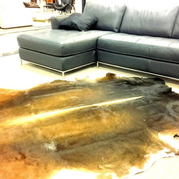 Luxury Premium Cowhide Rug / 5'7" x 6'3" / Handmade / Imported from Europe