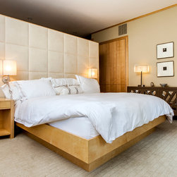 Tiger Maple Bedroom Suite - Beds