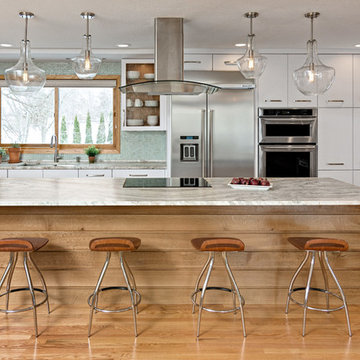 Soft Contemporary on Souix Ln