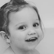 Sarah Robertss foto
