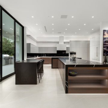 Unparalleled Modern Estate