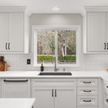 Tualatin Light & Airy