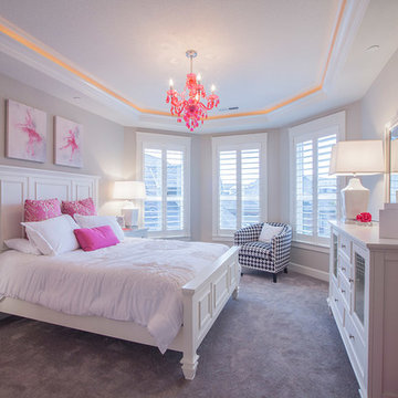 Princess Suite - The Finleigh - Transitional Craftsman on Corner Lot