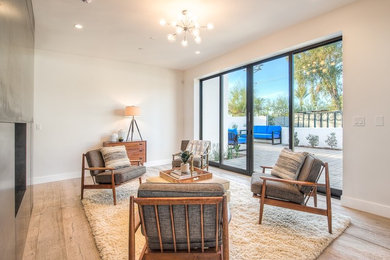 Living room photo in Phoenix