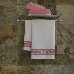 Ruhi Bath Towel - Bathroom Products