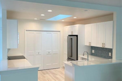 Example of a kitchen design in Orlando