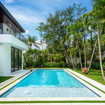 Contemporary Home - 10