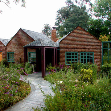 New England Vernacular Residence