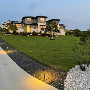 Hill Co. (Soft) Modern: 3,491 ft²/5 BR/3 BA/2 ST
