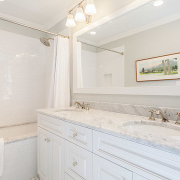 DD CH Multiple Bathrooms