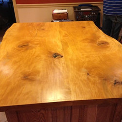 Sycamore Island Top - Kitchen Islands And Kitchen Carts