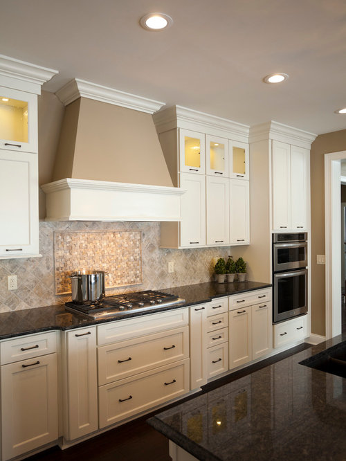 Transitional Boxwood Kitchen