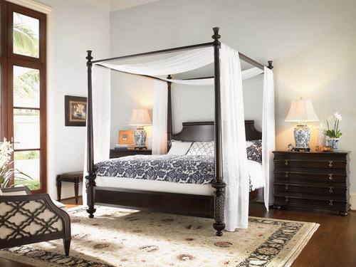 Four Poster Bed Yes Or No, What Is A Four Poster Bed Canopy Called