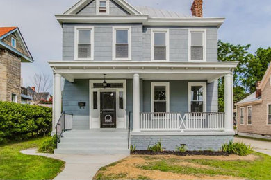 Example of a classic exterior home design in Richmond