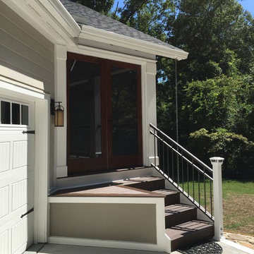 532 - Screen Porch