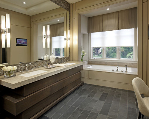 Badezimmer mit Unterbauwanne und Schieferboden Ideen, Design & Bilder