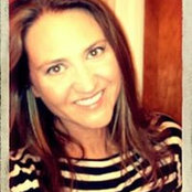 Olivia Lowe's photo