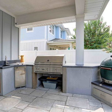 Jacksonville Beach Contemporary Backyard
