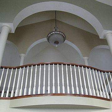 Round, Wood, Tapered Smooth Columns