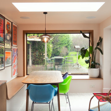 Contemporary rear extension