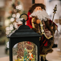 Holiday Decorations - Holiday Decorations