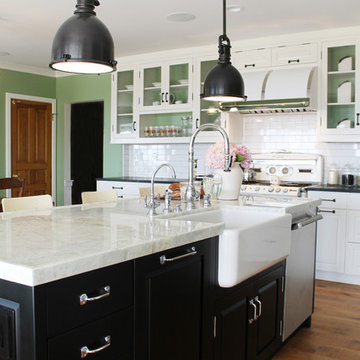 Revitalized Retro Kitchen